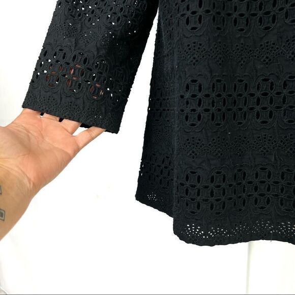 VINEYARD VINES NWT size Small Black Cotton eyelet embroidery top - Picture 5 of 12